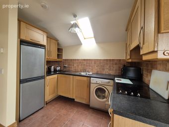 42 Hansted Crescent, Lucan, Co. Dublin - Image 4