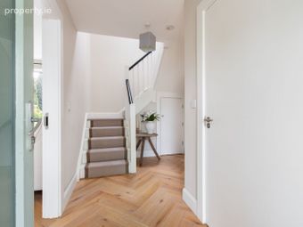 67 Goatstown Close, Goatstown, Dublin 14 - Image 2