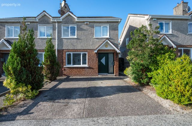 8 The Willows, Classes Lake, Ballincollig, Co. Cork - Click to view photos