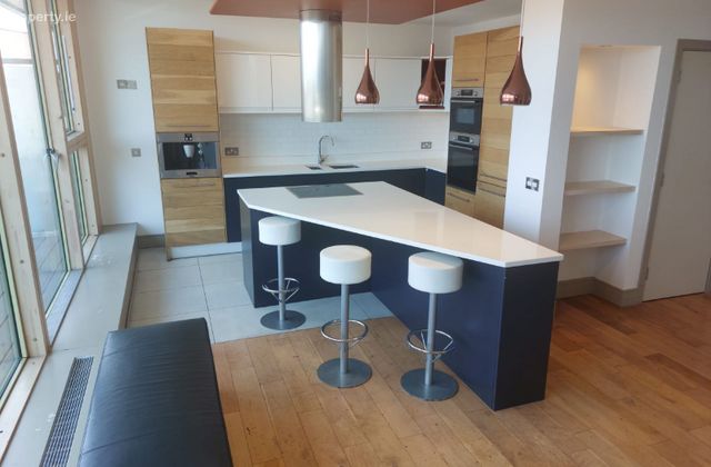 Castle Way Apartments, Golden Lane, Dublin 8, Dublin 8 - Click to view photos