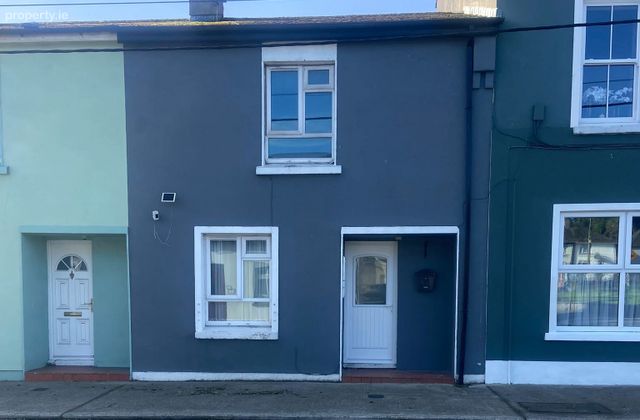 10 Emmet Street, Tipperary Town, Co. Tipperary - Click to view photos