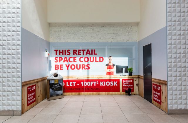 Eyre Square Centre, Eyre Square, Galway City Centre, Co. Galway - Click to view photos