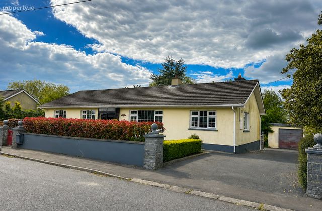 Ard &Eacute;ireann, The Crescent, Kilkenny, Ballycallan, Co. Kilkenny - Click to view photos