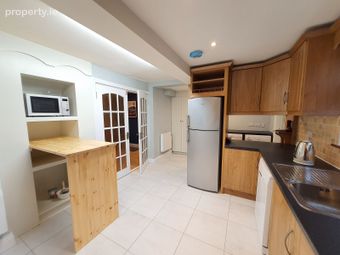 13 Liam Mellows Terrace, Bohermore, Bohermore, Co. Galway - Image 5