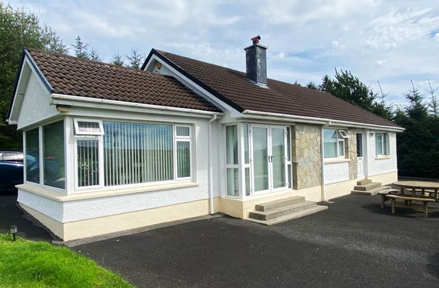 Letterbrick, Cloghan, Kilrean, Co. Donegal - Click to view photos