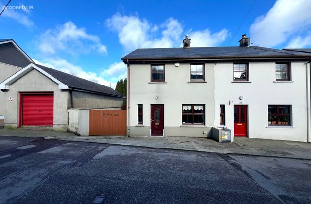 1a O'mahoney Avenue, Bandon, Bandon, Co. Cork - Click to view photos