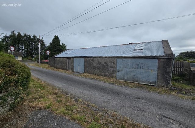 Caldrymoran, Elphin, Elphin, Co. Roscommon - Click to view photos
