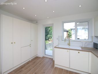 9 Saint Mary's Avenue, Dillons Cross, Dillons Cross, Co. Cork - Image 4