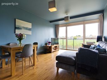 38 Weavers Hall, Levmoss Park, The Gallops, Leopardstown, Leopardstown, Dublin 18 - Image 4