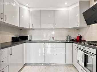 Apartment 65, Temple Court, Dublin 9 - Image 4