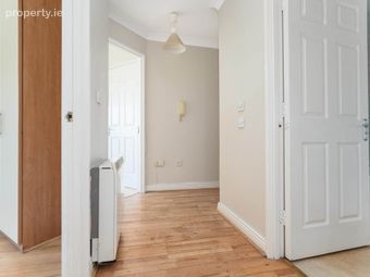 13 Walton Hall, Riverbank, Swords, Co. Dublin, Swords, Co. Dublin - Image 2