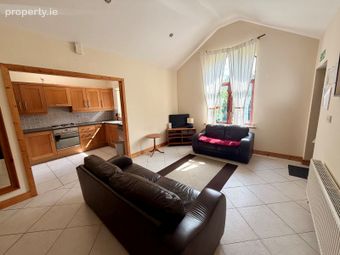 8 Lake Side Cottages, Drumcong, Keshcarrigan, Co. Leitrim - Image 4