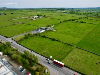 Dublin Road, Loughrea, Co. Galway - Image 5