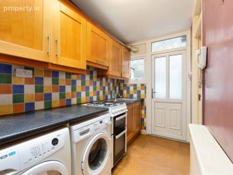 67 The Coombe, Dublin 1 - Image 5