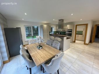 4 Meadowfields, Rylane, Co. Cork