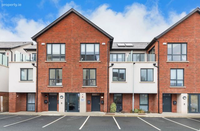 26 Oatlands Manor, Mount Merrion, Mount Merrion, Co. Dublin - Click to view photos