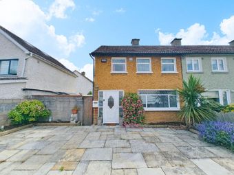 157 Ashlawn Park, Ballybrack, Co. Dublin