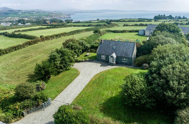 Tig Na Carraig, Colleras, Goleen, Co. Cork - Click to view photos