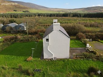 Knockavrogeen East, Dingle, Co. Kerry - Image 3