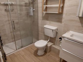 5 Ashton Lodge, Boreenmanna Road, Ballinlough, Co. Cork - Image 3