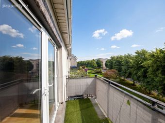 34 Melville Drive, Finglas, Dublin 11 - Image 4