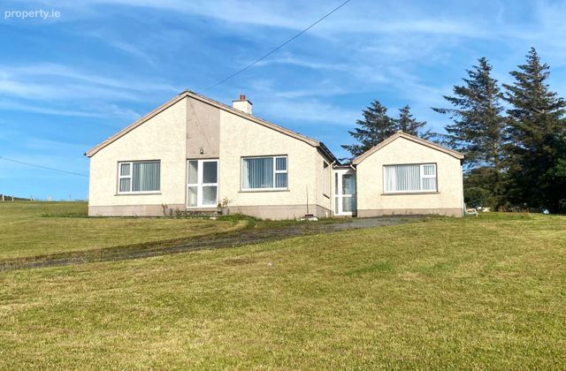 Creevins, Mountcharles, Tullyvoos, Co. Donegal - Click to view photos