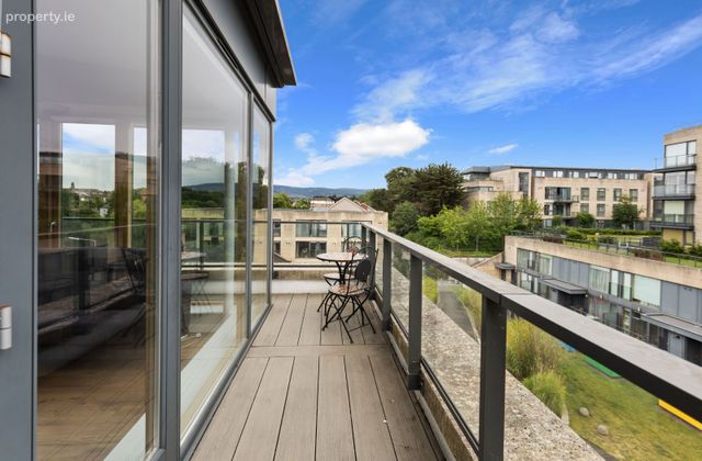 Apartment 23, Maple Hall, Milltown Avenue, Milltown, Dublin 6 - Click to view photos
