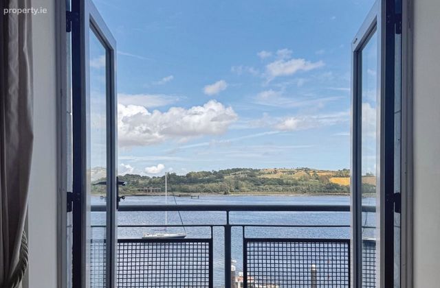 Apartment 16, Mariners Quay, Passage West, Co. Cork - Click to view photos