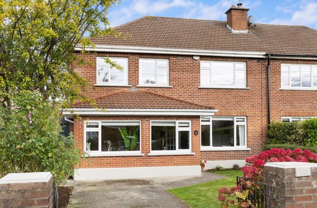 18 Leopardstown Avenue, Blackrock, Co Dublin, Foxrock, Dublin 18 - Click to view photos