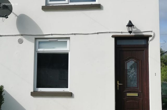 Pella Road, Kilrush, Co. Clare - Click to view photos