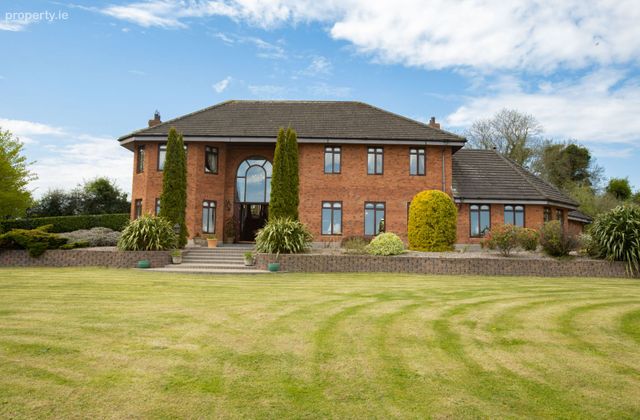 Ravenwood, Greenmount, Castlebellingham, Co. Louth - Click to view photos