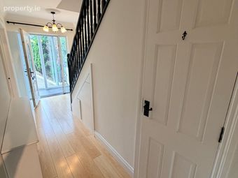 34 Ardkeale, Mount Oval Village, Rochestown, Co. Cork - Image 3