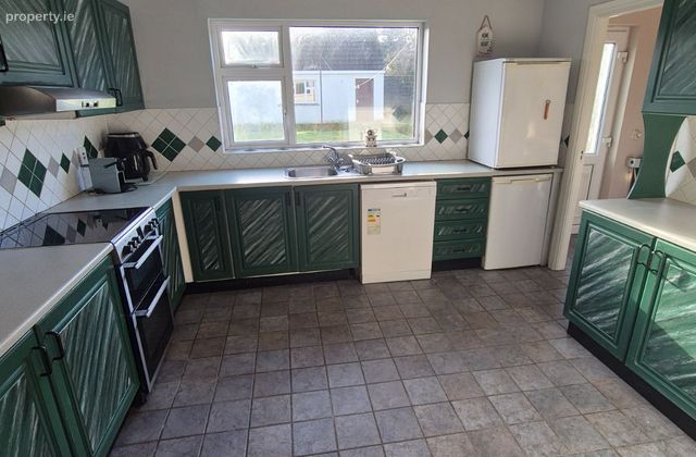 Ashgrove Crescent, Naas, Naas, Co. Kildare - Click to view photos