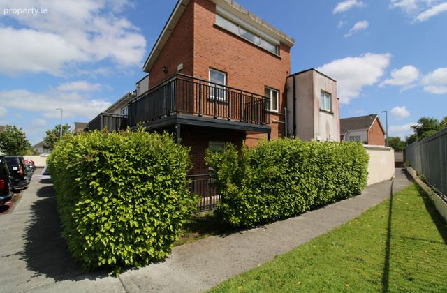50 Phibblestown Wood, Clonee, Dublin 15 - Click to view photos