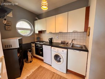 42 Holywell Rise, Swords, Kinsealy, Co. Dublin - Image 3
