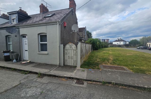 29 Gosling's Terrace, Dundalk, Co. Louth, Dundalk, Co. Louth - Click to view photos