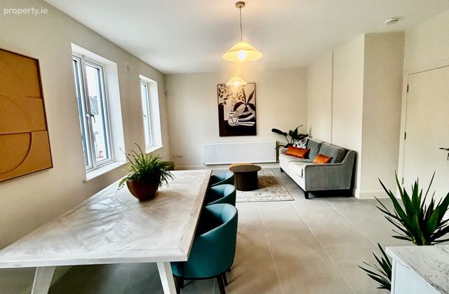 Millers Sq, Naas, Co. Kildare - Click to view photos