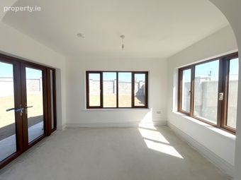 3 Castle Yard, Ballyporeen, Co. Tipperary, Ballyporeen, Co. Tipperary - Image 5