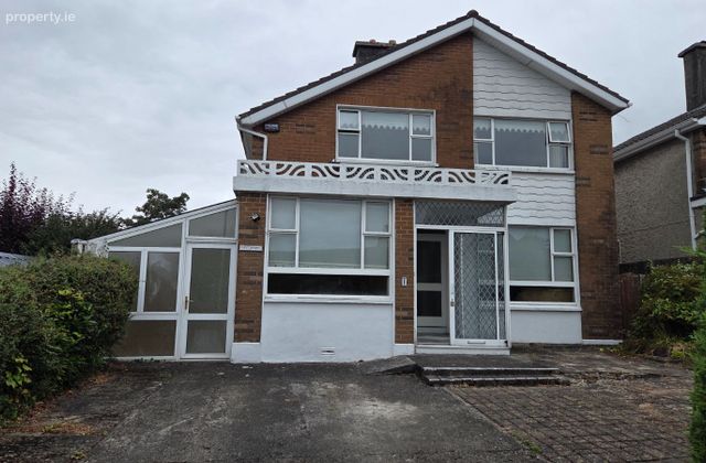 "derrynane" 1 Ashbrook Park, Ennis Road, Co. Limerick - Click to view photos