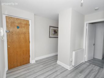 22 The Courtyard, Mill Road, Midleton, Co. Cork - Image 2