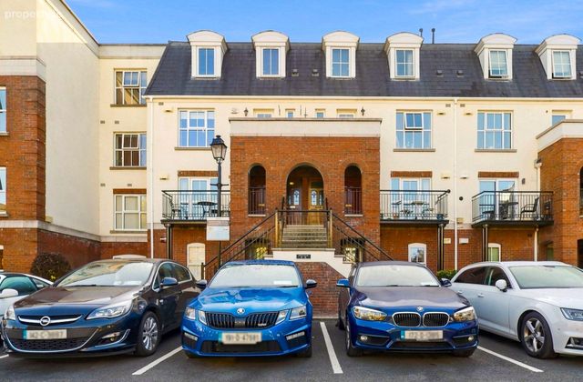 Apartment 19, Loftus Square, Rathfarnham Gate, Dublin 14 - Click to view photos