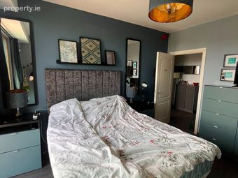 Apartment 13, The Crescent, Park West Pointe, Yeats Way, Park West, Dublin 12 - Image 5