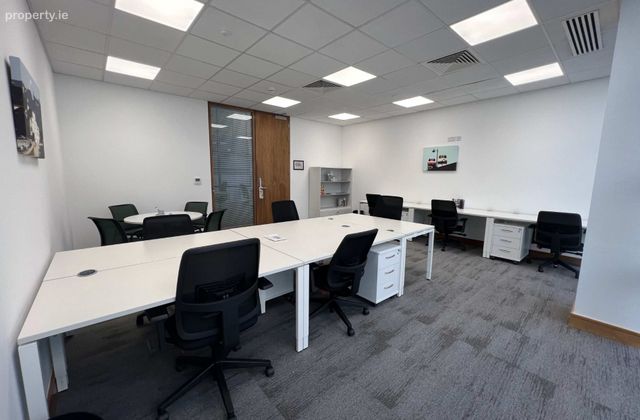 Sir John Rogerson's Quay, Dublin 2 - Click to view photos