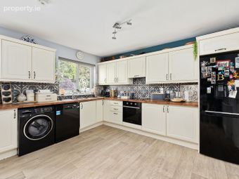 2 Newbury Park, Derrinturn, Carbury, Co. Kildare - Image 3