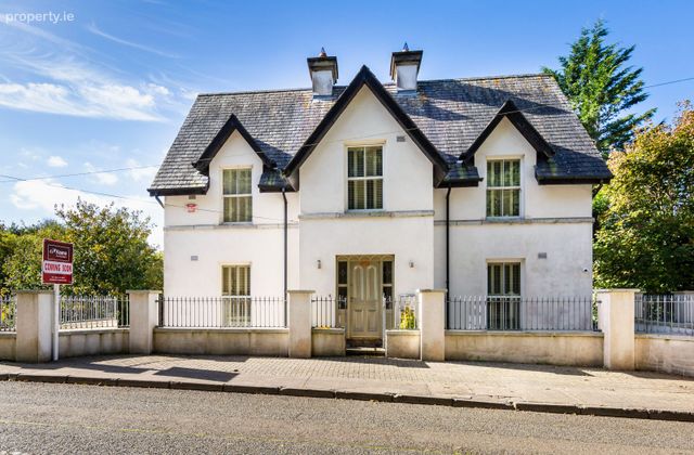 Starshollow, Spawell Road, Wexford Town, Co. Wexford - Click to view photos