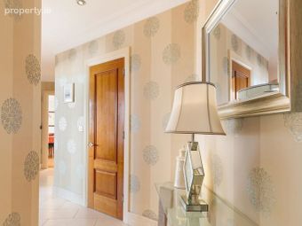 Apartment 2, Howth Lodge, Howth Road, Sutton, Dublin 13 - Image 4
