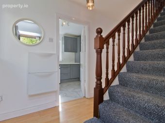6 Willow Bank, Sandyford Road, Dundrum, Dublin 16 - Image 2