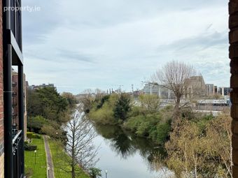 43 The Phoenix, Riverpark Apartments, Islandbridge, Dublin 8, Islandbridge, Dublin 8 - Image 2