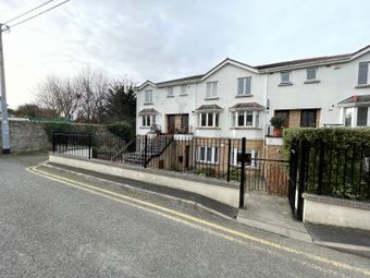 Mounttown Villas, Mounttown Road Lower, Monkstown, Co. Dublin