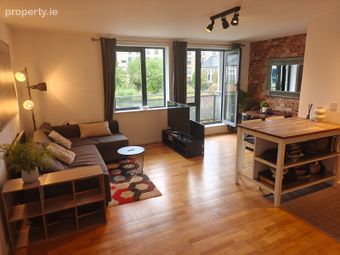 Clearwater Court North, River Drive, Royal Canal Park, Dublin 15
